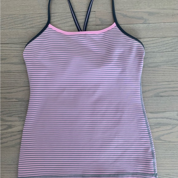Women’s Lululemon tank top - Picture 1 of 2